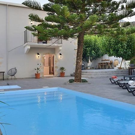 Villa Christini A Luxury Villa With Amazing Views Tzitzifés Exterior foto